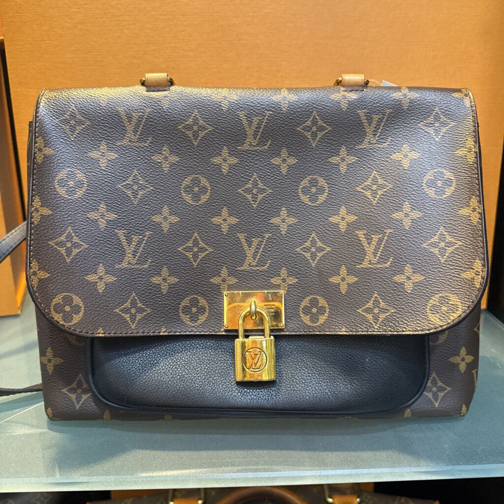 AUTHENTIC LV CROSSBODY