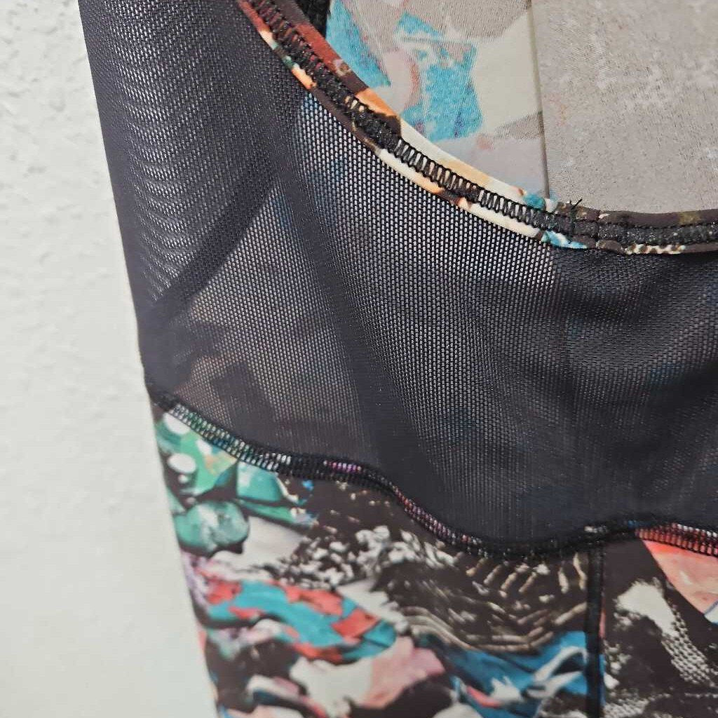 LULULEMON,ATHLETIC TANK TOP ,BLACK PATTERN,L