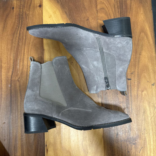 DONALD PLIINER,DP SUEDE BOOTIE ,GRY ,8.5