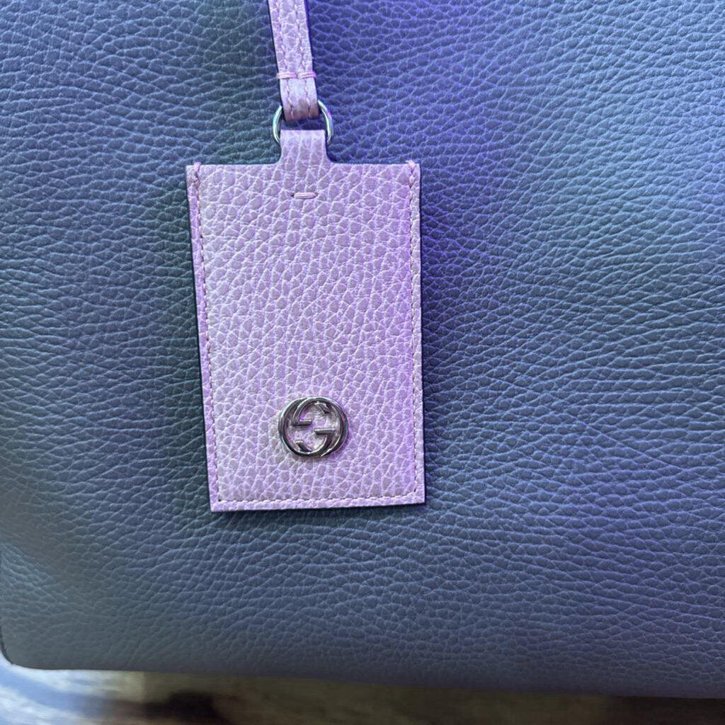 GUCCI,AUTHENTIC GUCCI SWING TOTE ,MONOGRAM