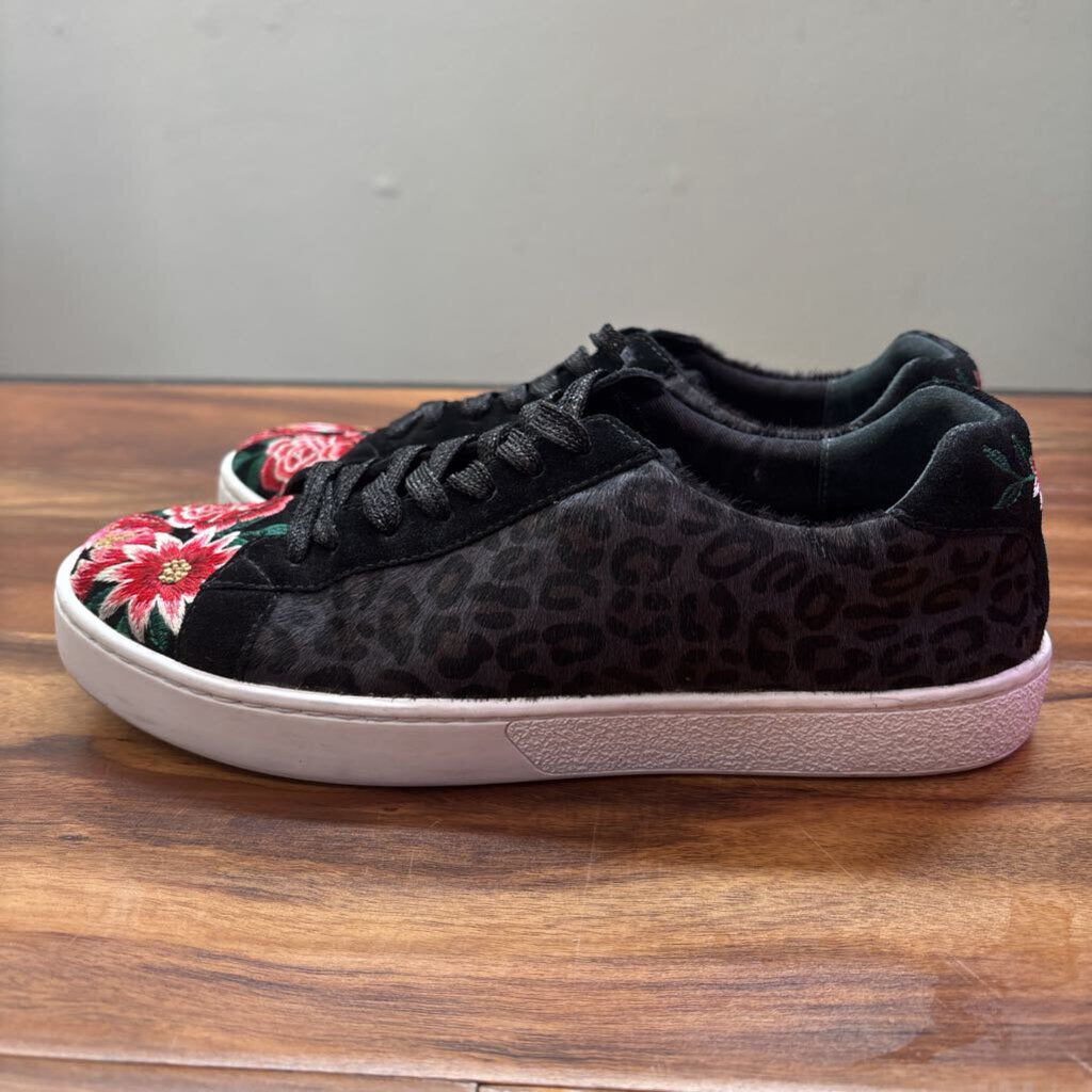 JOHNNY WAS,HIDE SNEAKERS,BLACK RED,7.5