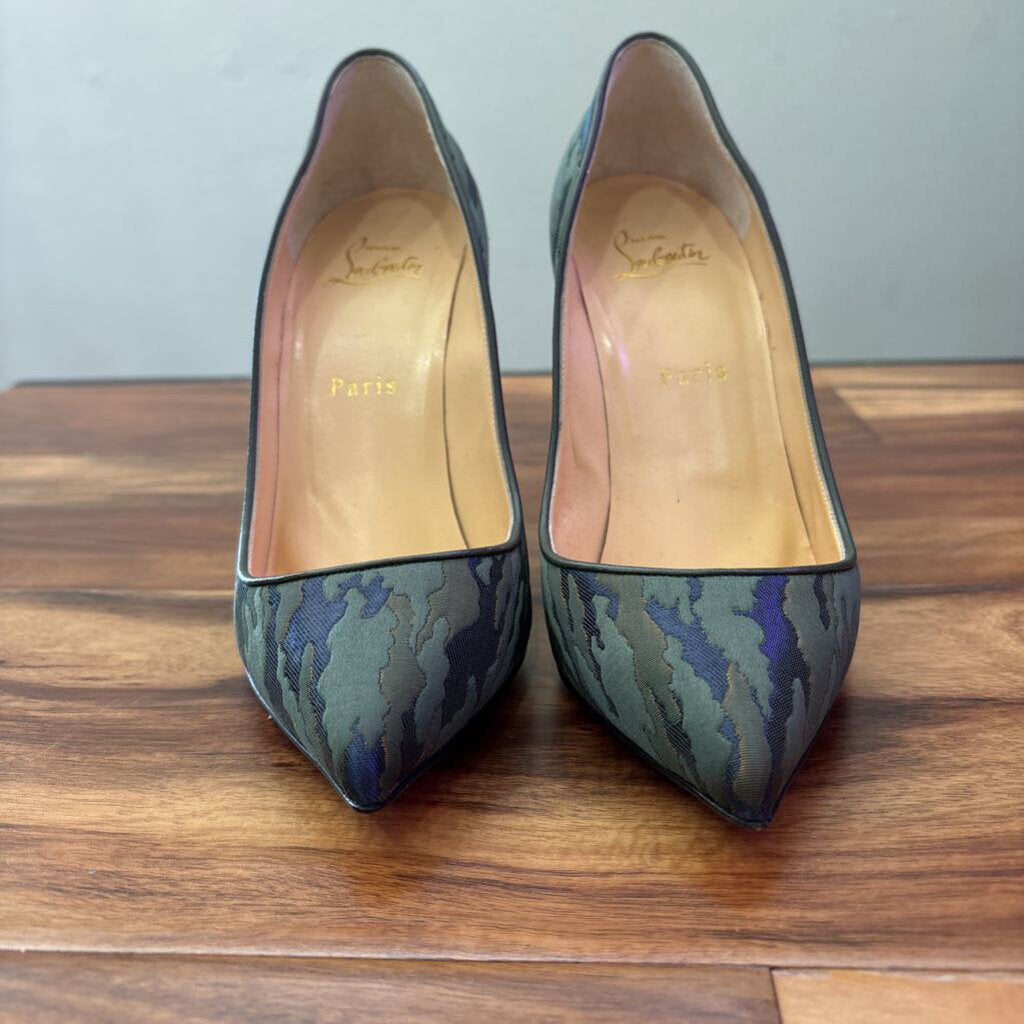 CHRISTIAN LOUBOUTIN,RED BOTTOM HEELS,CAMO,38.5