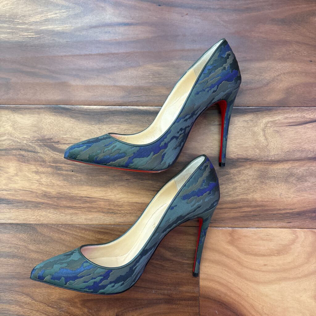 CHRISTIAN LOUBOUTIN,RED BOTTOM HEELS,CAMO,38.5