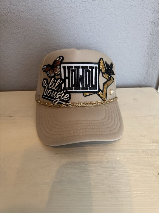 Otto,NEW HOWDY A LIL BOUGIE HAT W/CHAIN,TAN/BLK
