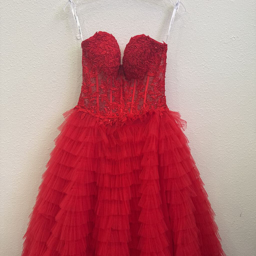 SHERRI HILL,FORMAL LACE TULLE DRESS ,RED ,8