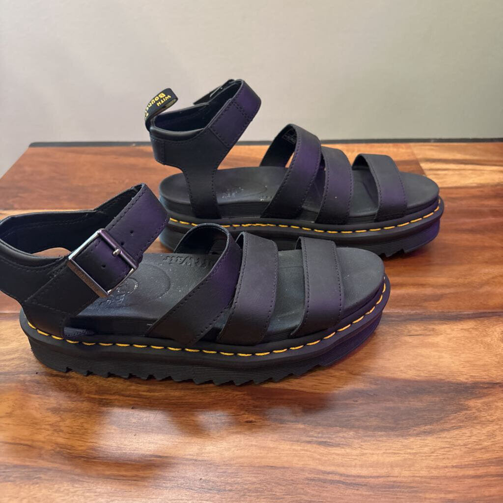DOC MARTENS,SANDAL,BLACK,7