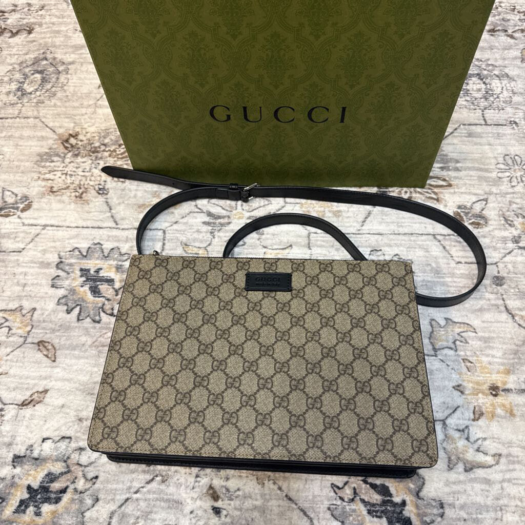 GUCCI,AUTHENTIC GG MESSENGER HANDBAG,MONO