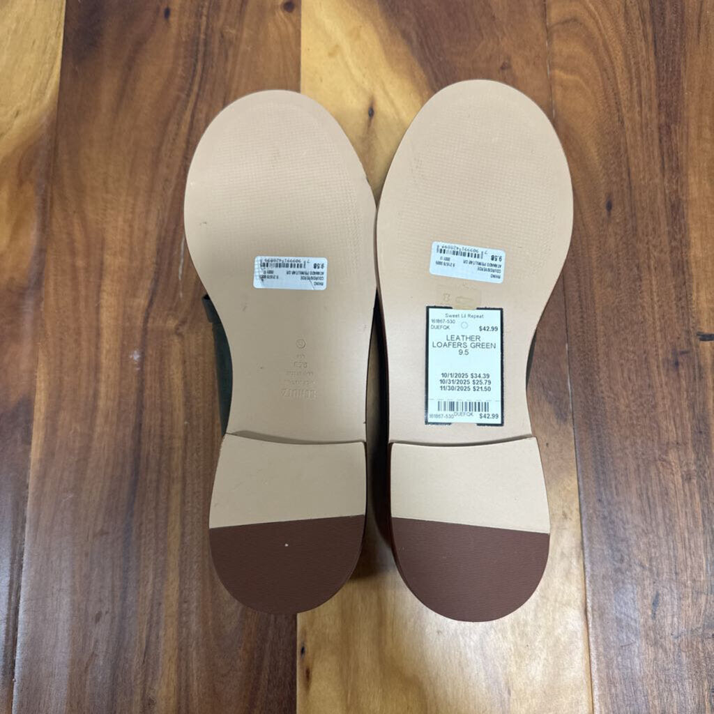 LEATHER LOAFERS,GREEN,9.5
