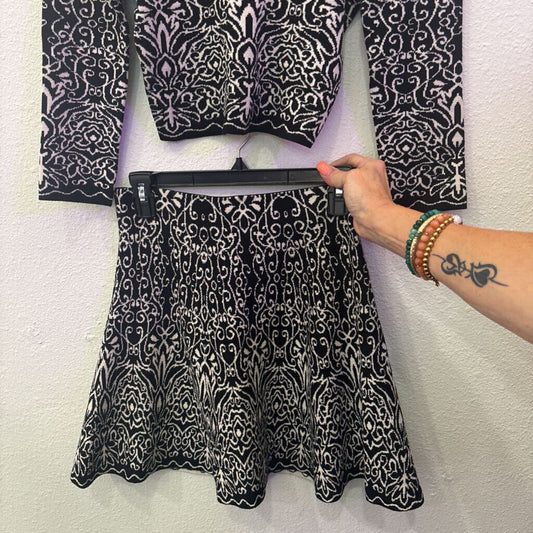 XHILARATION,2PC CROP TOP / SKIRT ,BLK/WHT,S