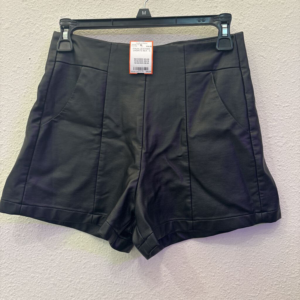 FAUX LEATHER SHORTS,BLK ,S