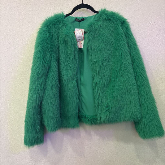 PRETTY GARDEN,NWT FUZZY JACKET ,GREEN,L