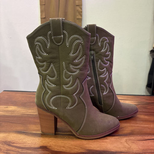 PIONEER WOMAN,WESTERN SUEDE BOOT ,GRN/BRN ,7