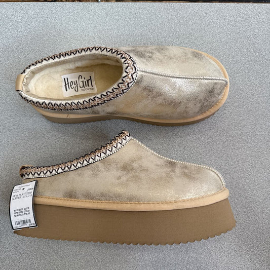 hey girl by corky,NEW PLATFORM SLIPPER ,GOLD,9