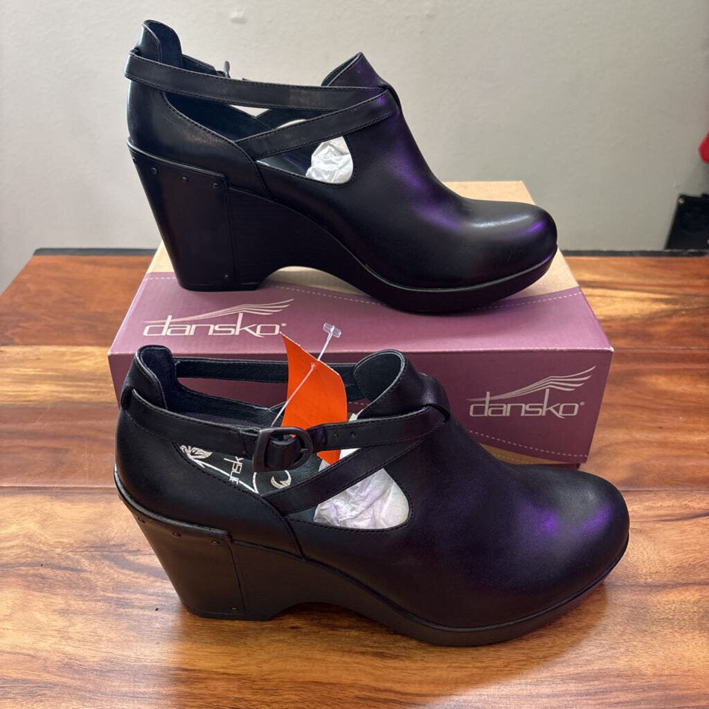 DANSKO,NWT LEATHER WEDGE ,BLK,41