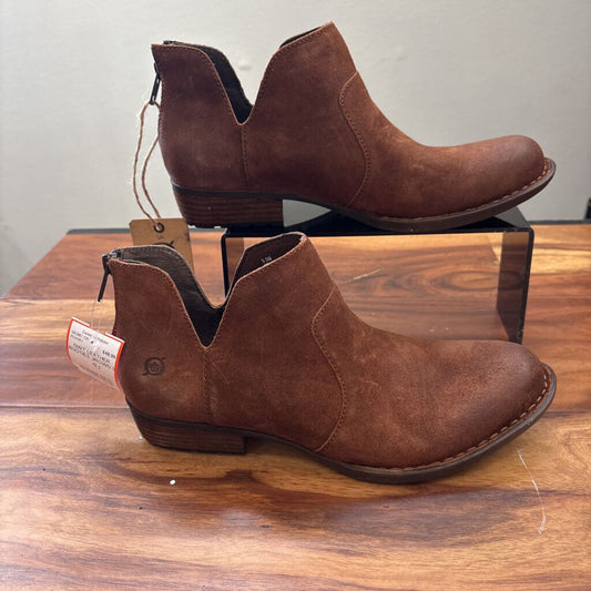 BORN,NWT LEATHER BOOTIES,BROWN,9.5