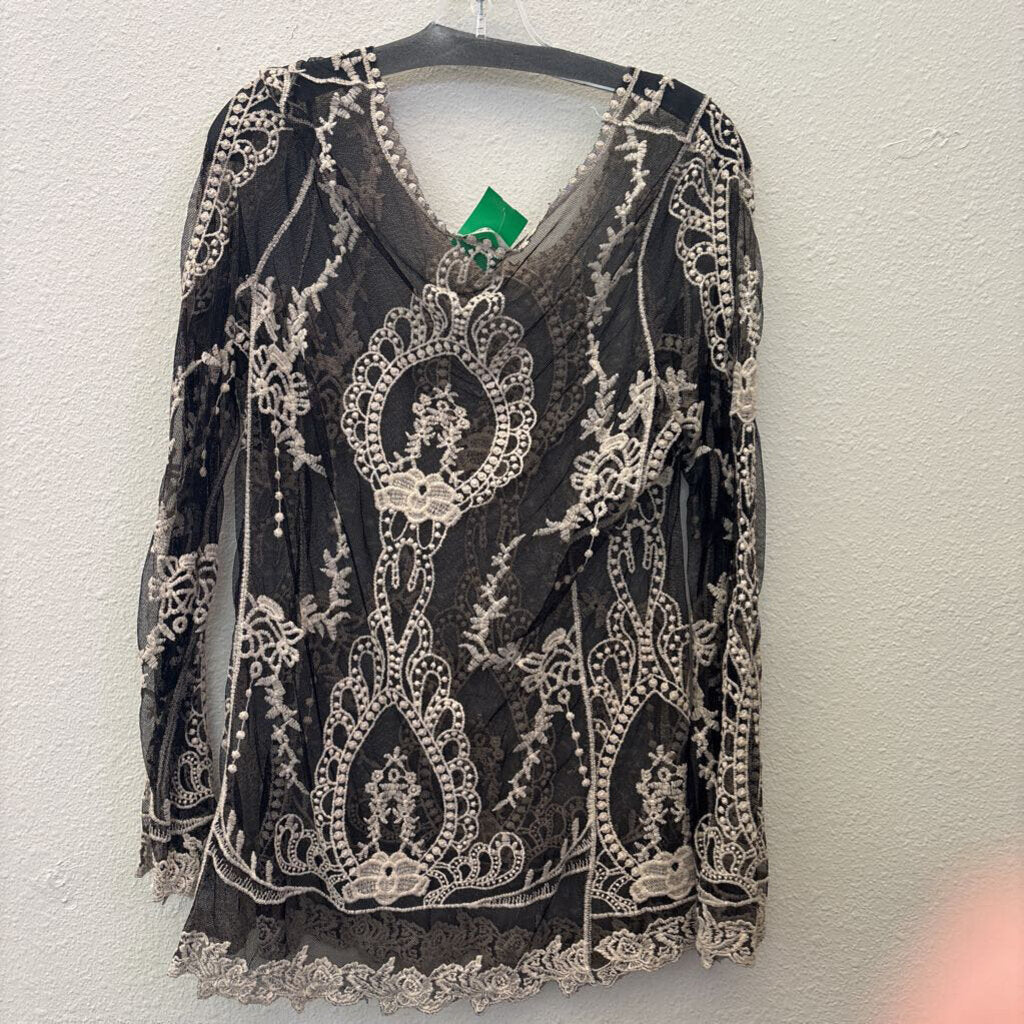 NOW & FOREVER,SHEER LACE EMBROIDERED TOP,BLK ,LG