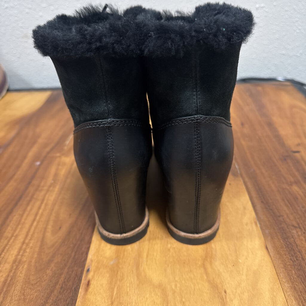 UGG,UGG LEATHER WEDGE BOOT ,BLK ,8.5