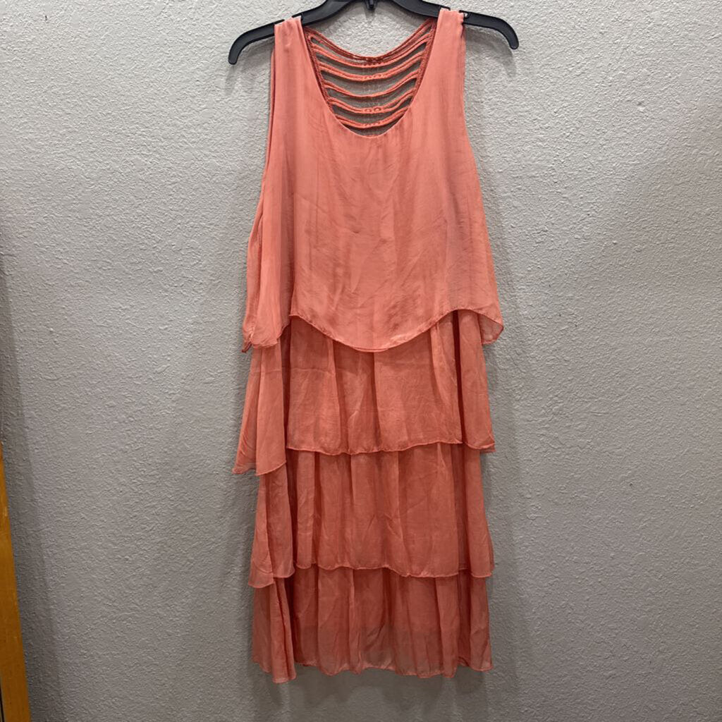 GIGI MODA,NWT SILK LIKE RUFFLE DRESS ,CORAL ,M