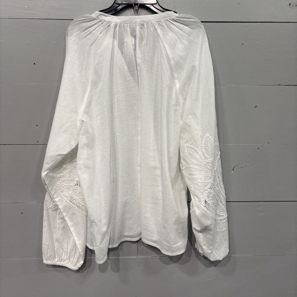 NWT SHEAR SOLID TOP,WH,XL