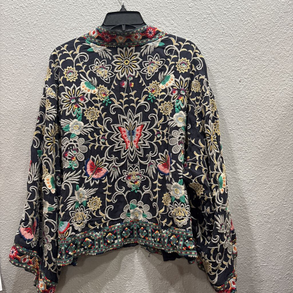 JOHNNY WAS,JWAS EMBROD KIMONO RETAIL $480,GRY MULTI,L
