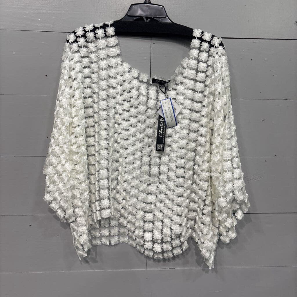 CHARLIE B,NWT OVER SWEATER FLORAL TOP,WHITE ,XL