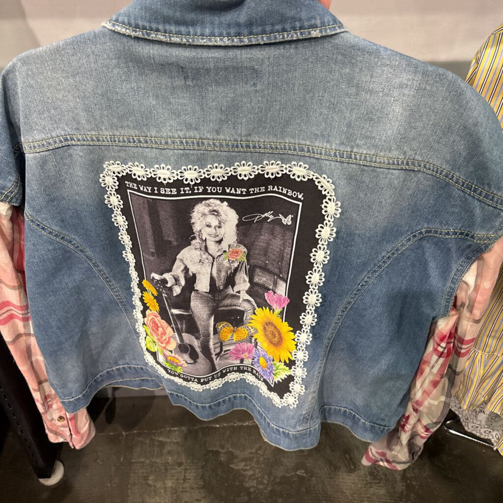 SUZANNE BETRO,*DENIM JACKET W/ DOLLY , 2X