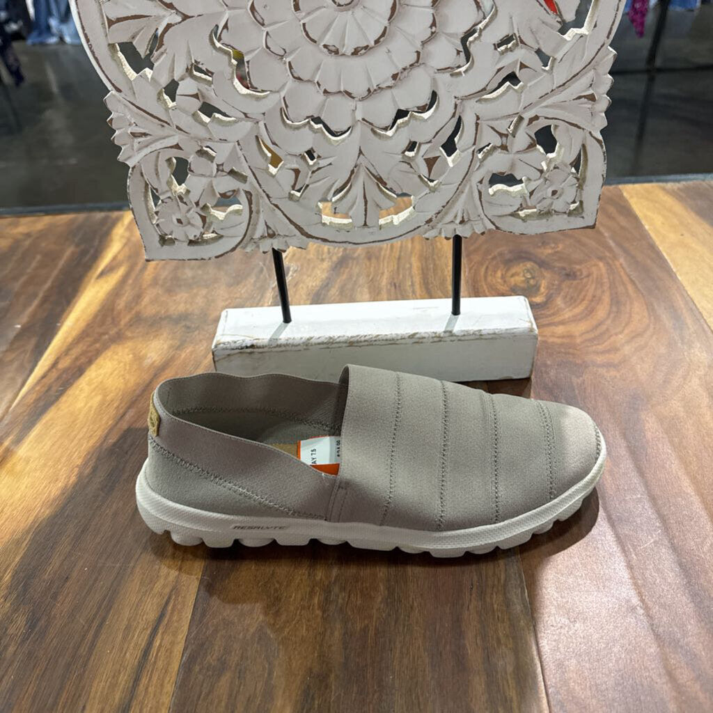SKECHERS,SLIP ON GO WALK,GRAY,7.5