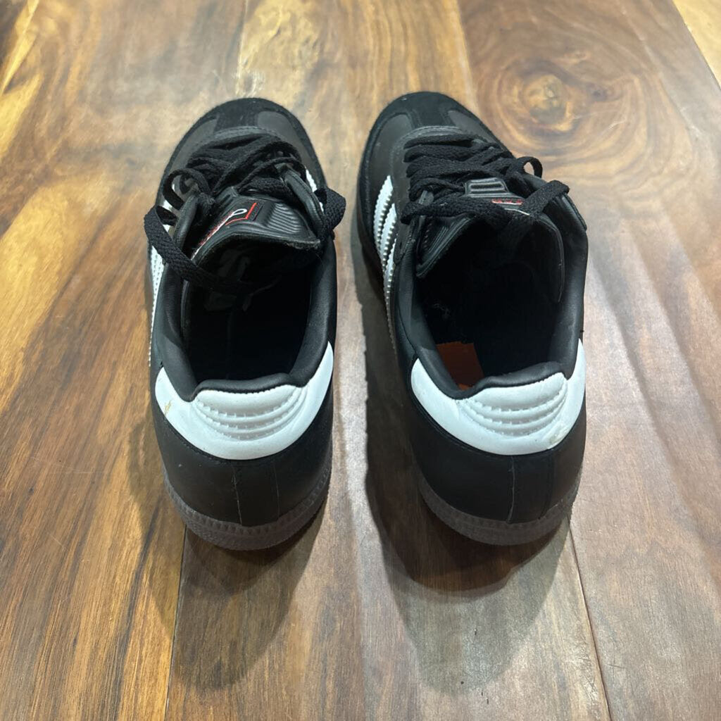 ADIDAS,NEW TRENDY SNEAKER,BLK WHT ,7 1/2