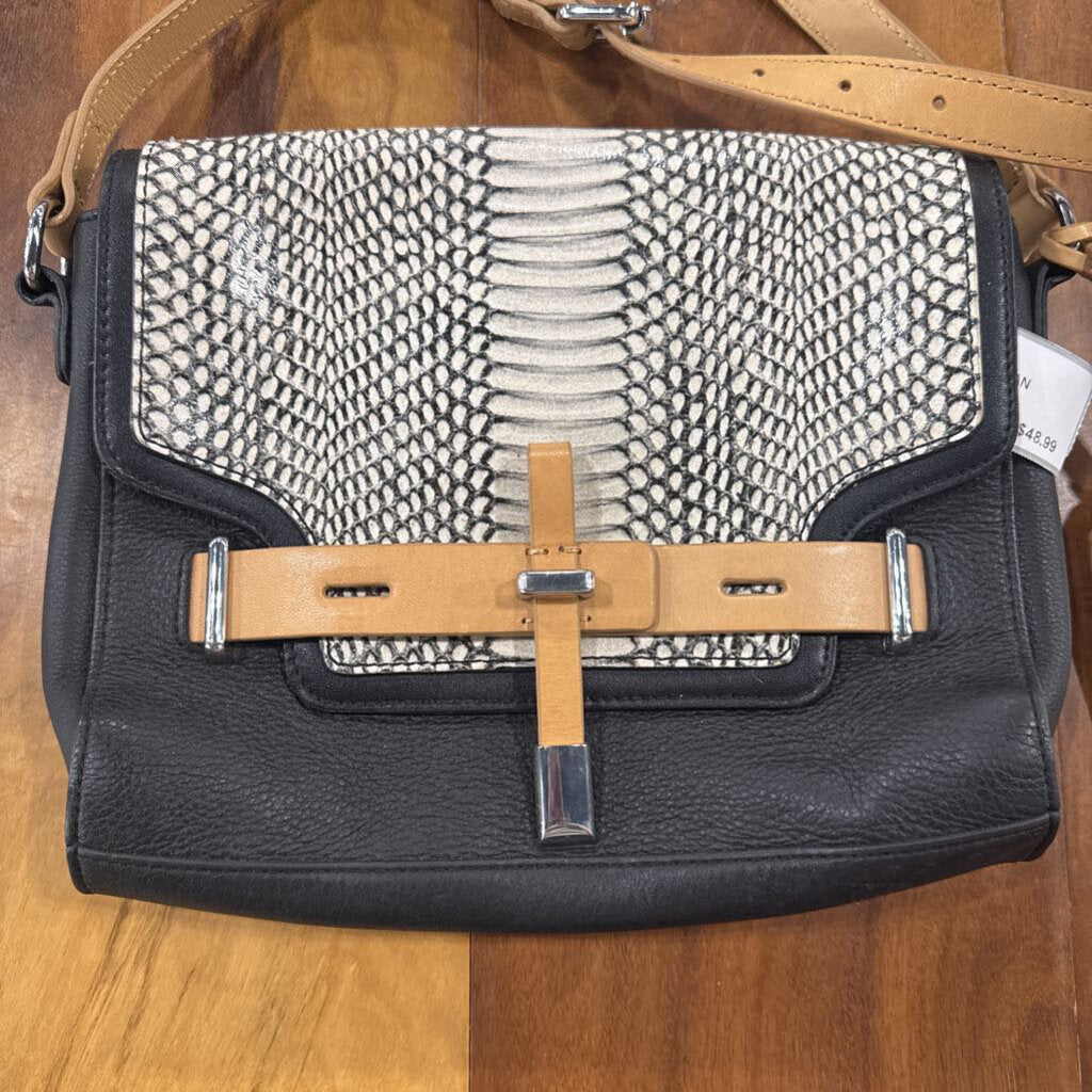 VINCE CAMUTO,SNAKE BLK/TAN CROSSBODY,BLK/TAN