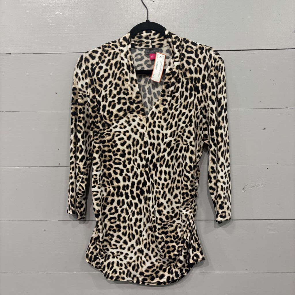 VINCE CAMUTO,*LEOPARD PRINT V NECK,TAN,L