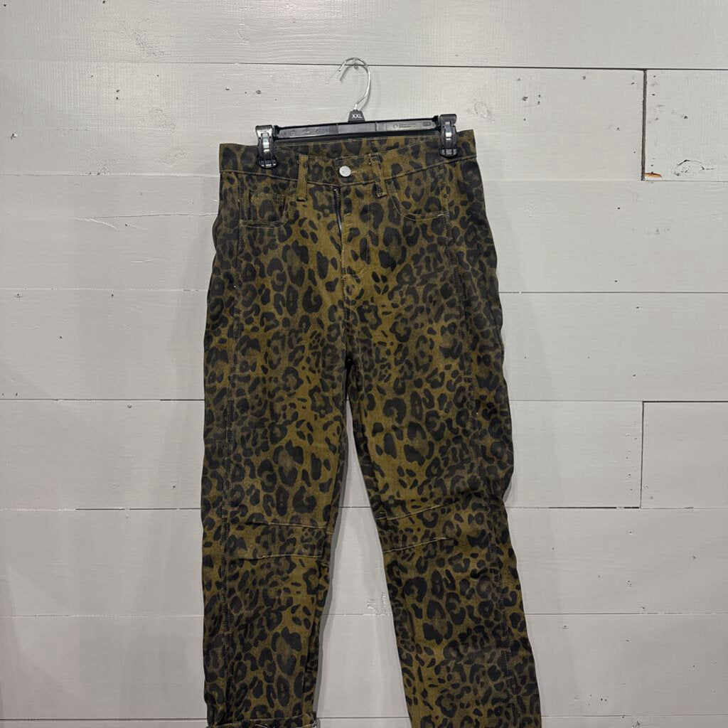 KKJ,NWT LEOPARD BARREL PANTS,LEOPARD,S