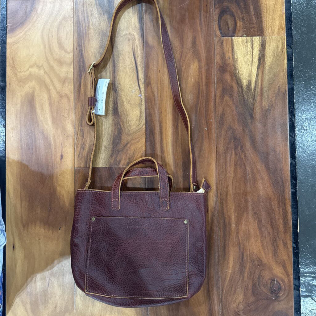 PORTLAND LEATHER,LEATHER CROSSBODY,CAMEL