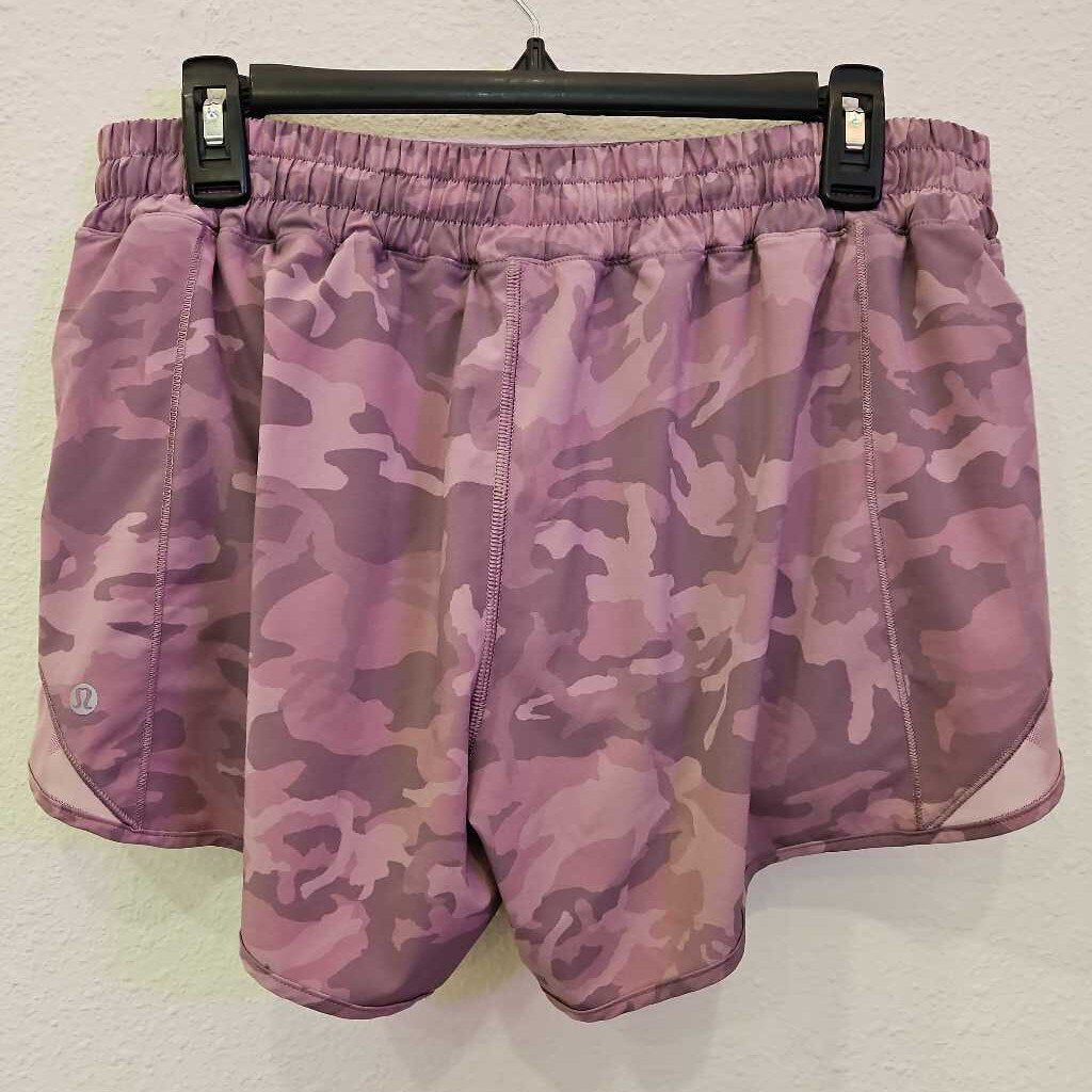 LULULEMON SHORTS,CAMO/MAUVE,12