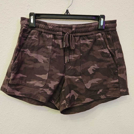 ATHLETA,ATHLETA CLOTH CAMO SHORTS,CAMO,4