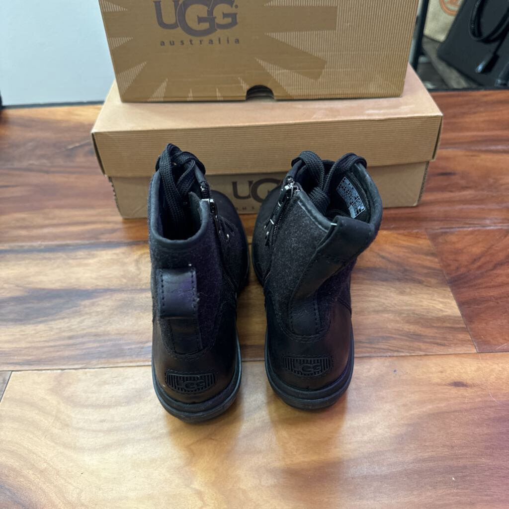 UGG,UGG LACEUP BOOT,BLACK,7