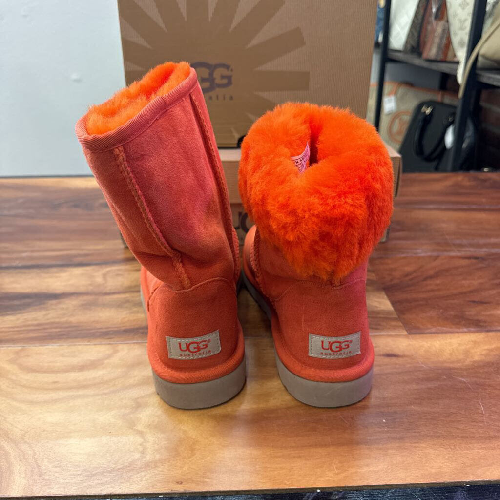 UGG,UGG Boots,ORANGE,8