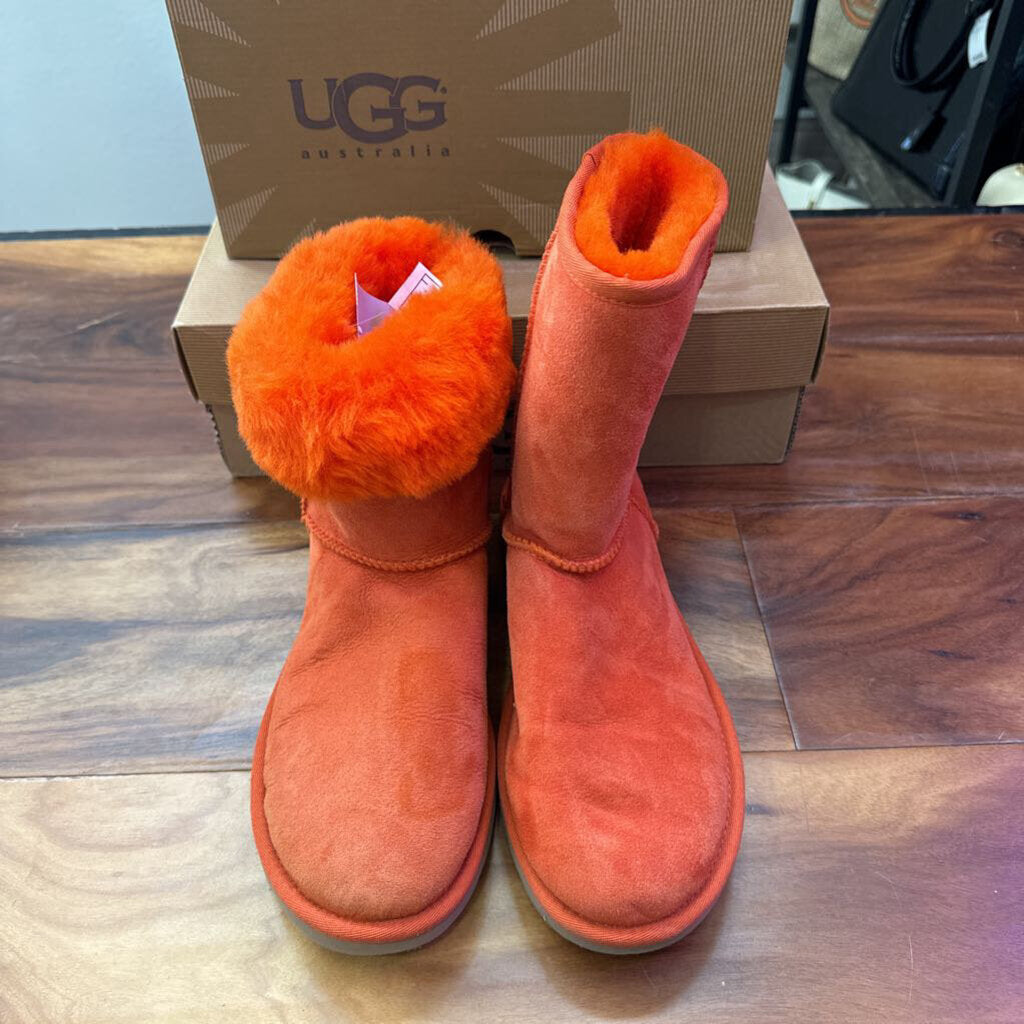 UGG,UGG Boots,ORANGE,8