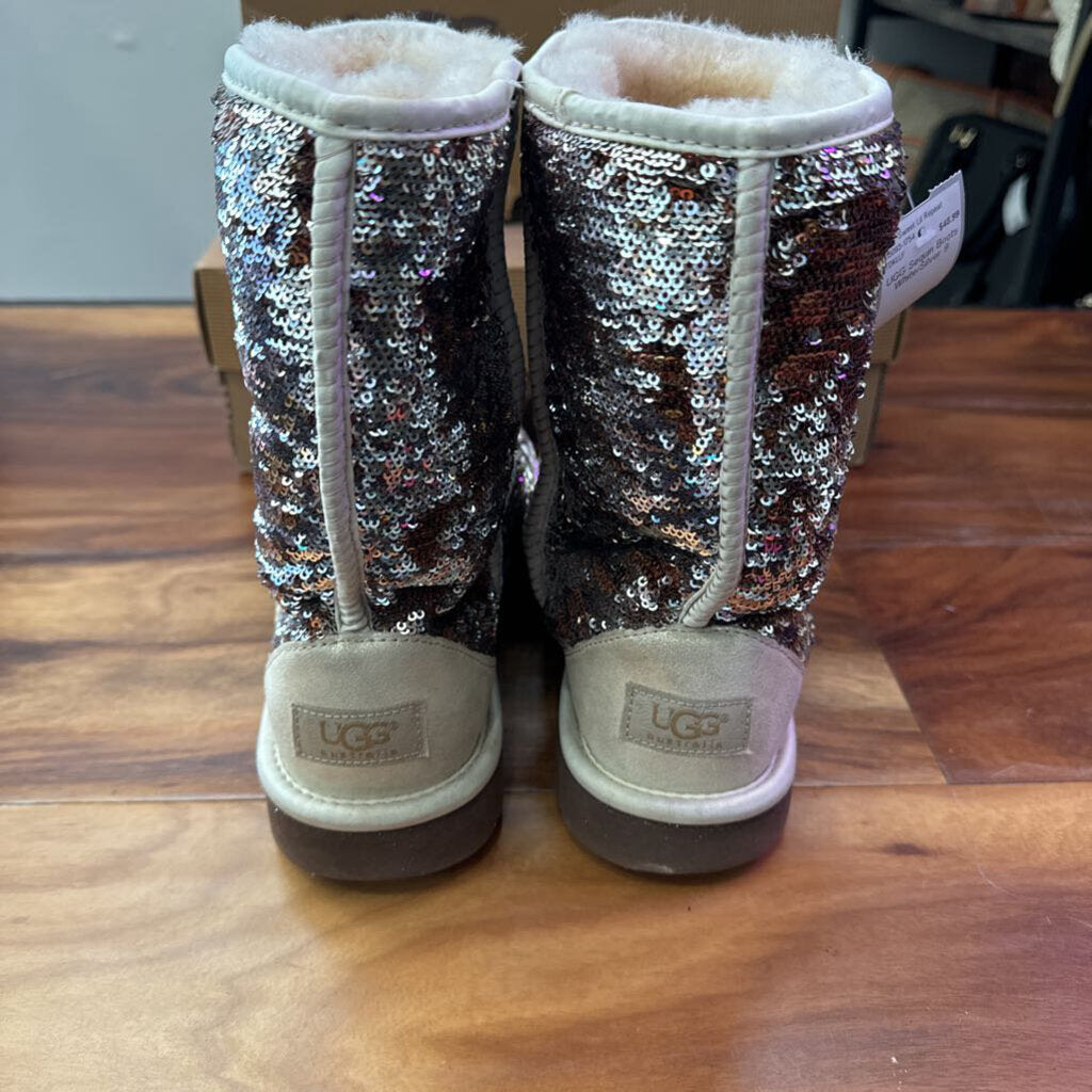 UGG,UGG Sequin Boots,White/Silver,9