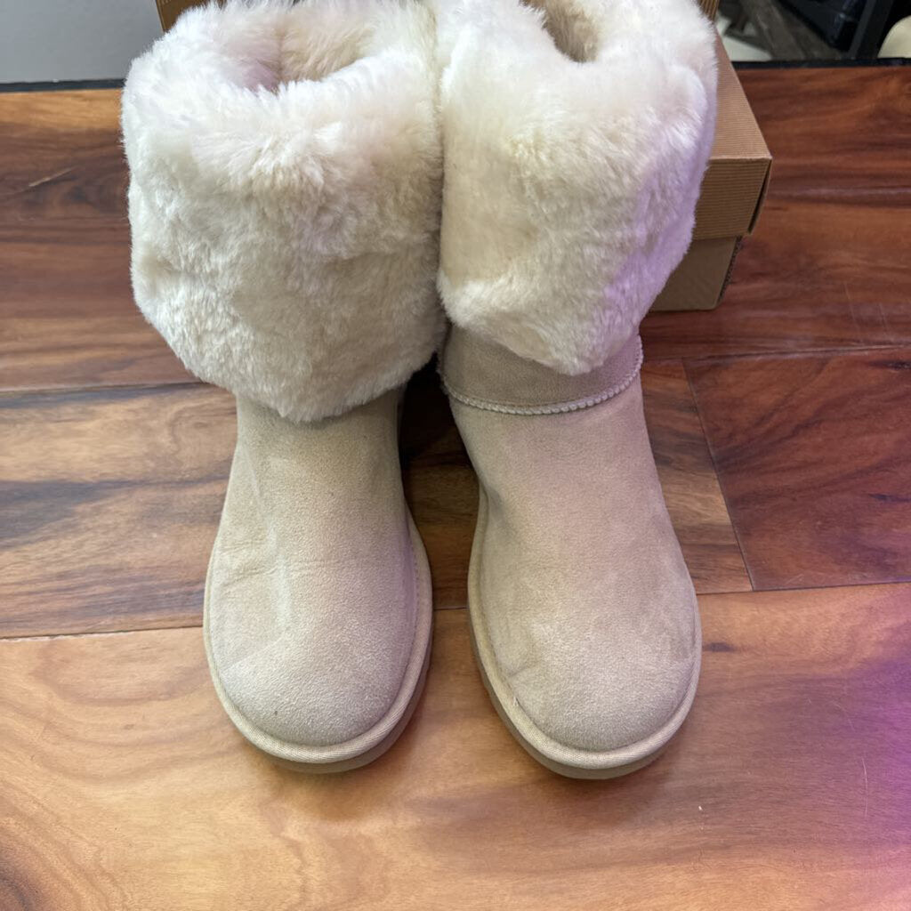 UGG BOOT ,TAN,8