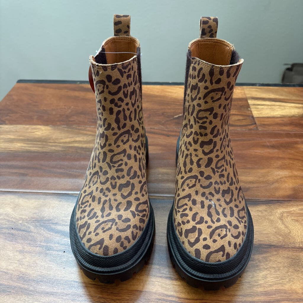 ANIMAL PRINT BOOTS, 6