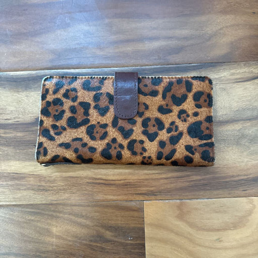 PATRICIA NASH,LEOPARD LEATHER HID WALLET ,BRN/BLK