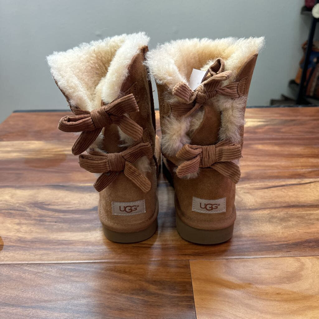 UGG,BOW BOOT ,BROWN,7