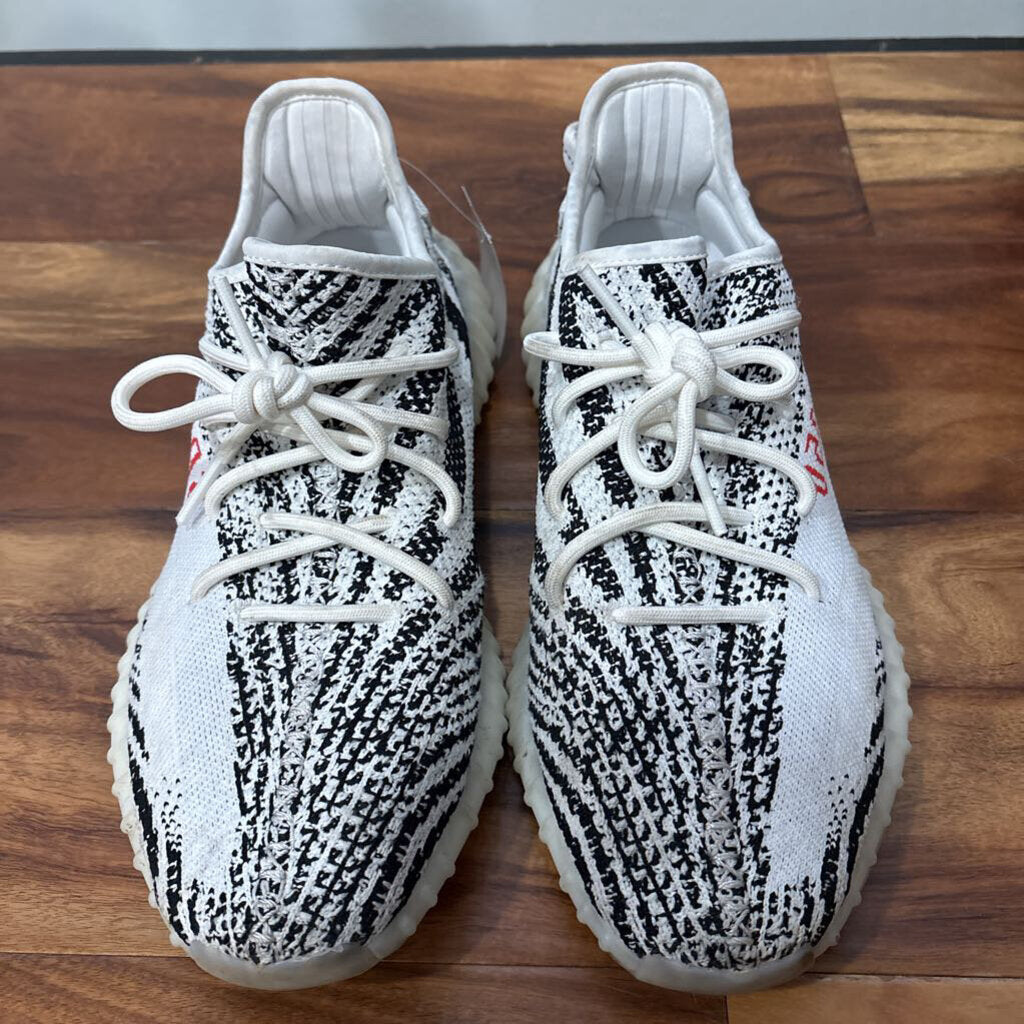 YEEZYS ,BLACK WHITE,10.5M/12W