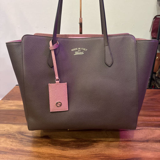 GUCCI,AUTHENTIC GUCCI SWING TOTE ,MONOGRAM