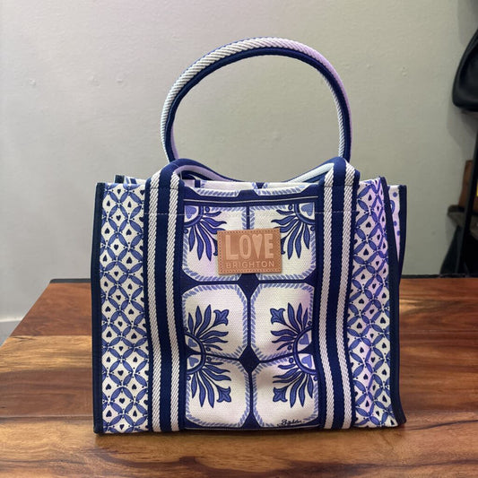BRIGHTON,NEW CANVAS CARRY ALL TOTE ,BLUE/WHT