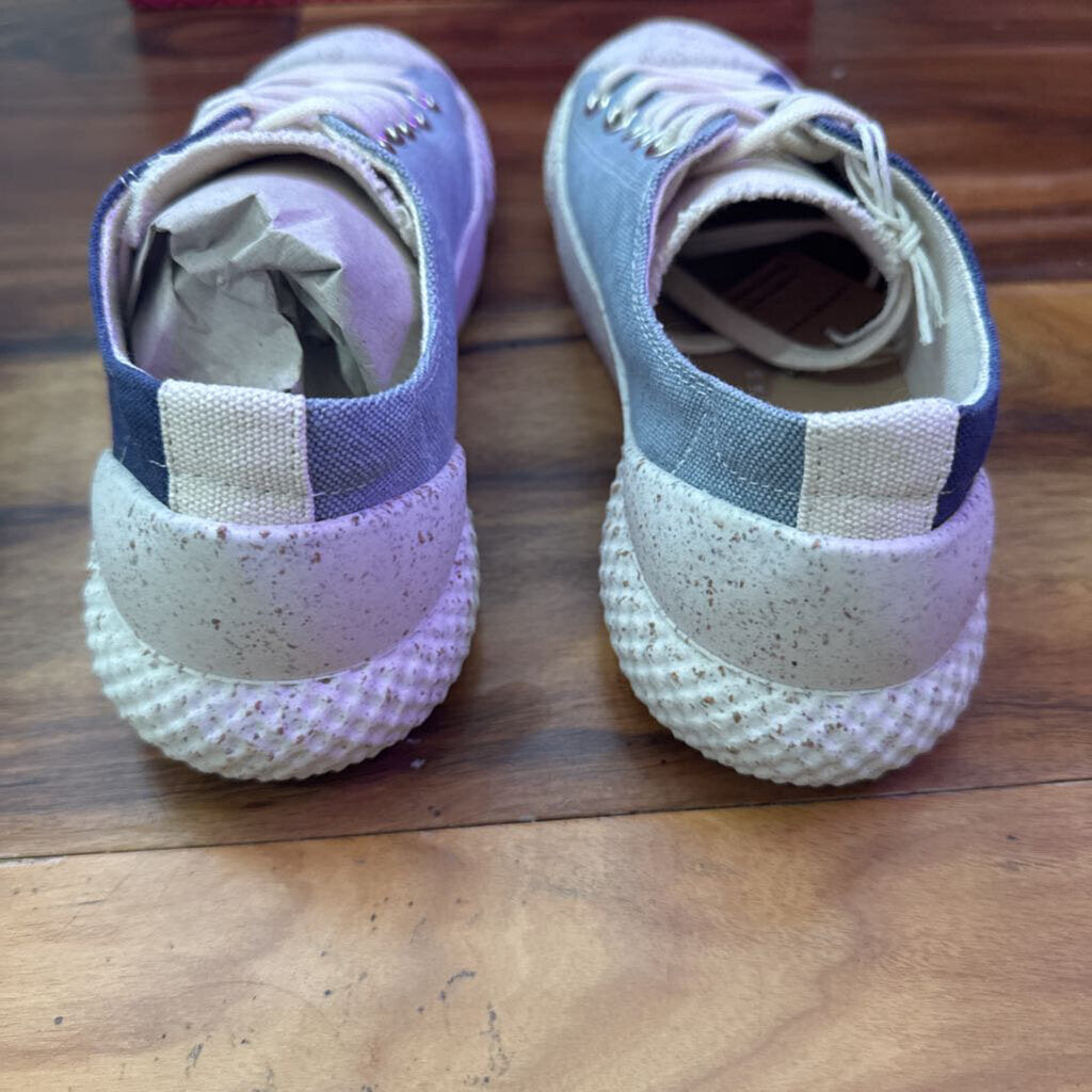 ASPORTUGUESAS,NWT COLORBLOCK SNEAKER ,BLUE,7