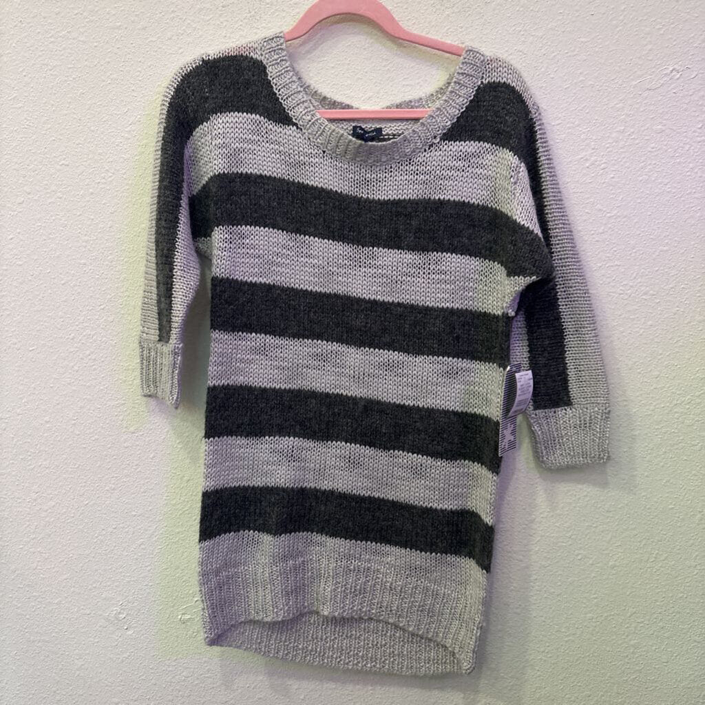 SPLENDID,NWT 3/4TH SLEEVE STRIPE SWEATER ,BLK/GRAY,XS