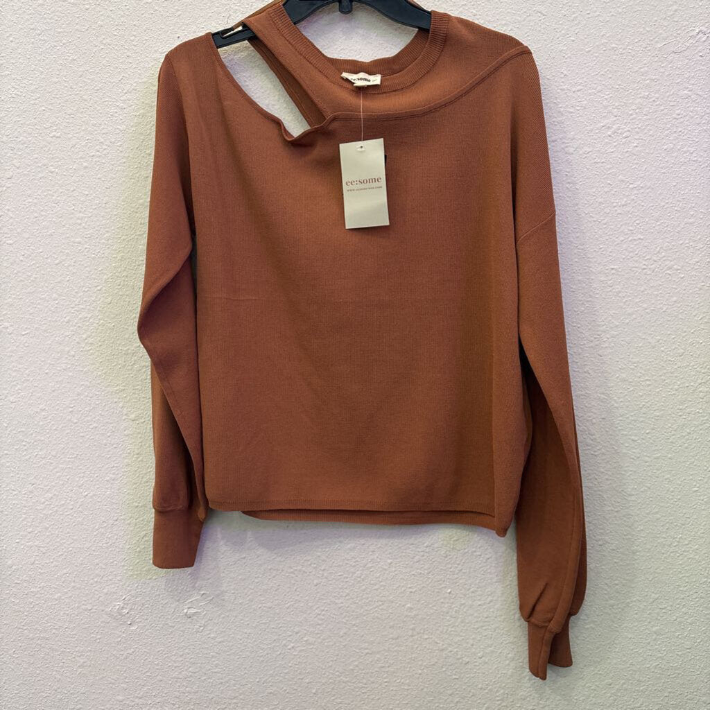 EE:SOME,NWT OPEN SHOULDER TOP,BRN,L