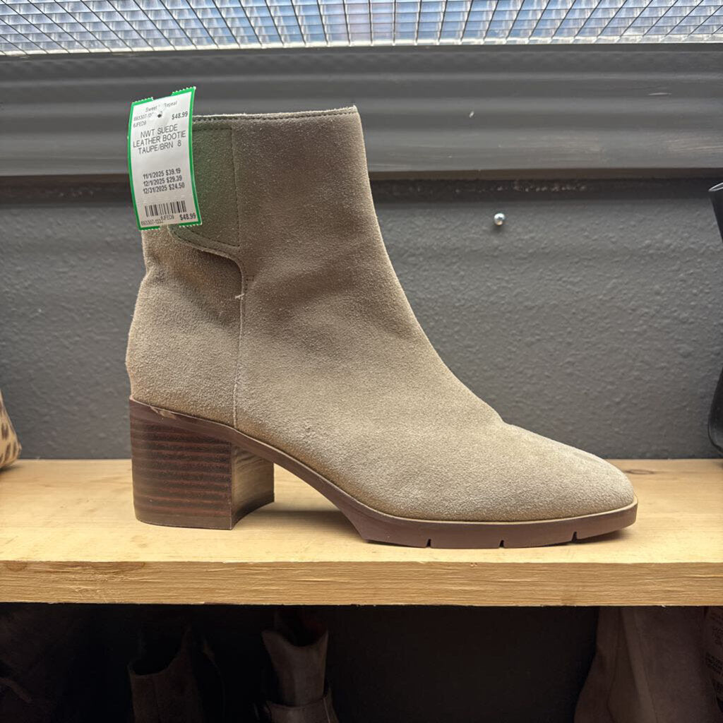 NYDJ,NWT SUEDE LEATHER BOOTIE ,TAUPE/BRN ,8