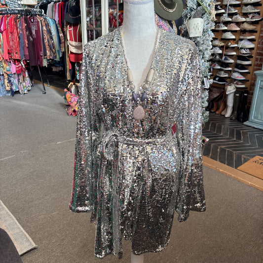 BUDDY LOVE,SEQUIN WRAP DRESS/CARDIGAN,SILVER,L